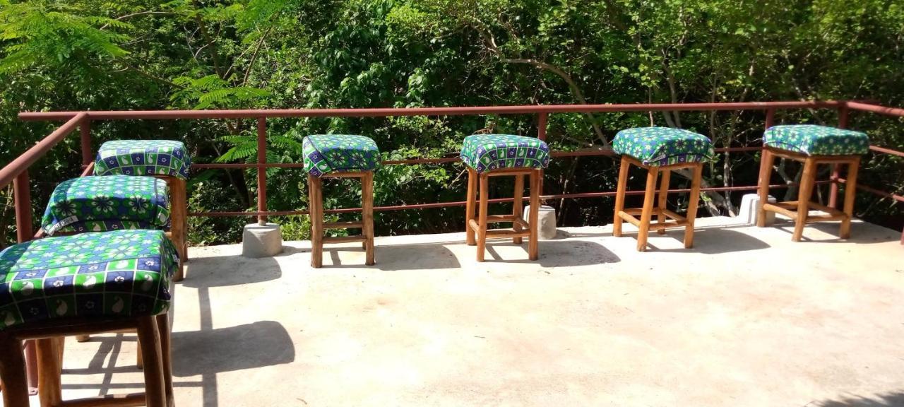 Stilts Diani Beach Exterior foto